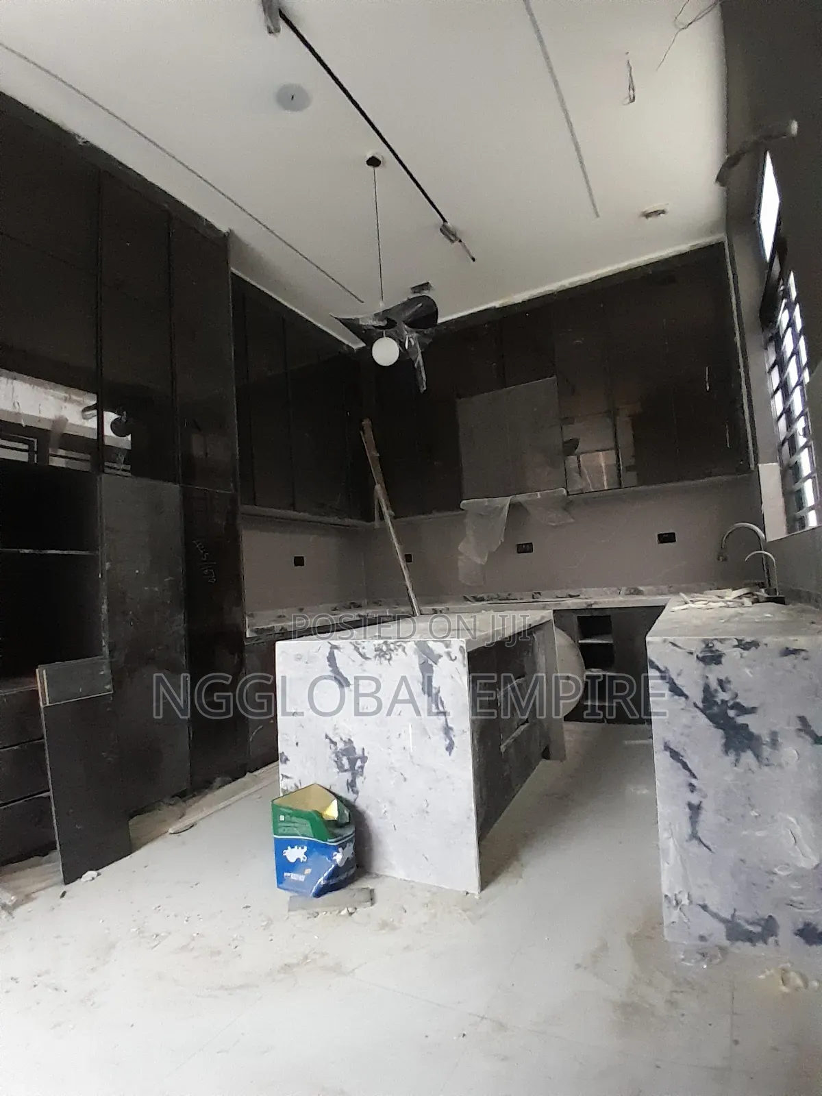 4bdrm Duplex in Royal Pine, Chevron for sale