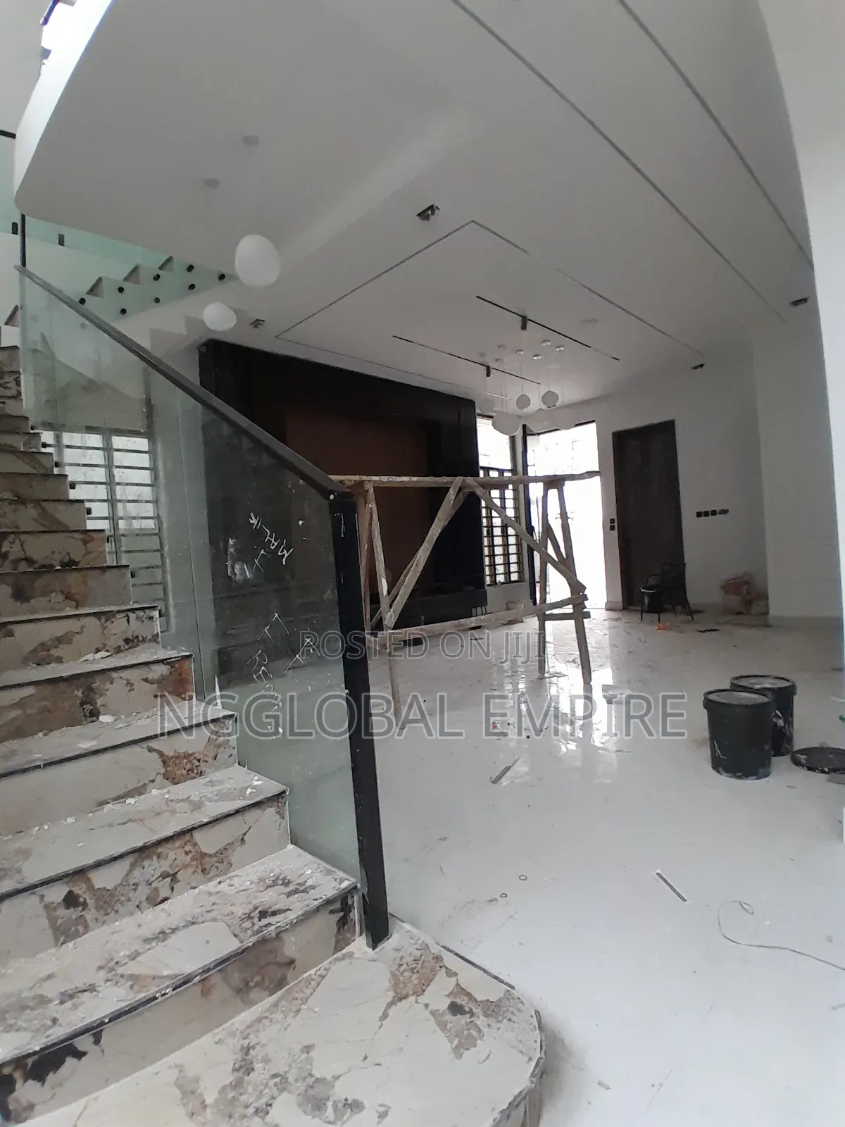 4bdrm Duplex in Royal Pine, Chevron for sale