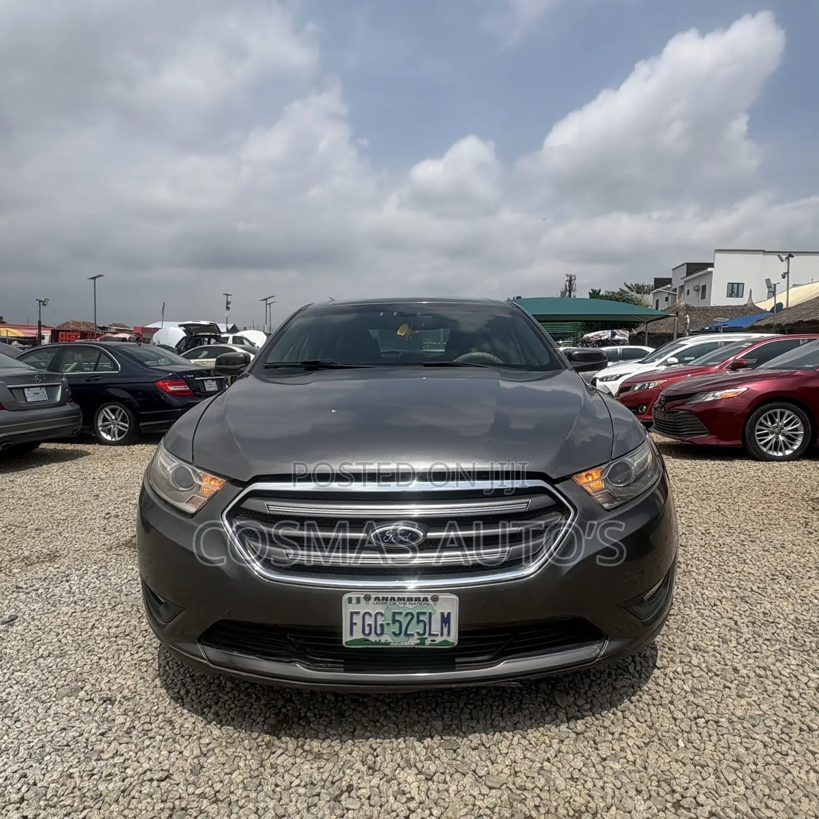 Ford Taurus SE 2013 Gray