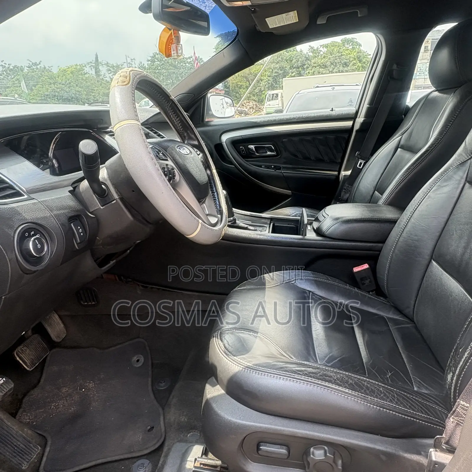 Ford Taurus SE 2013 Gray