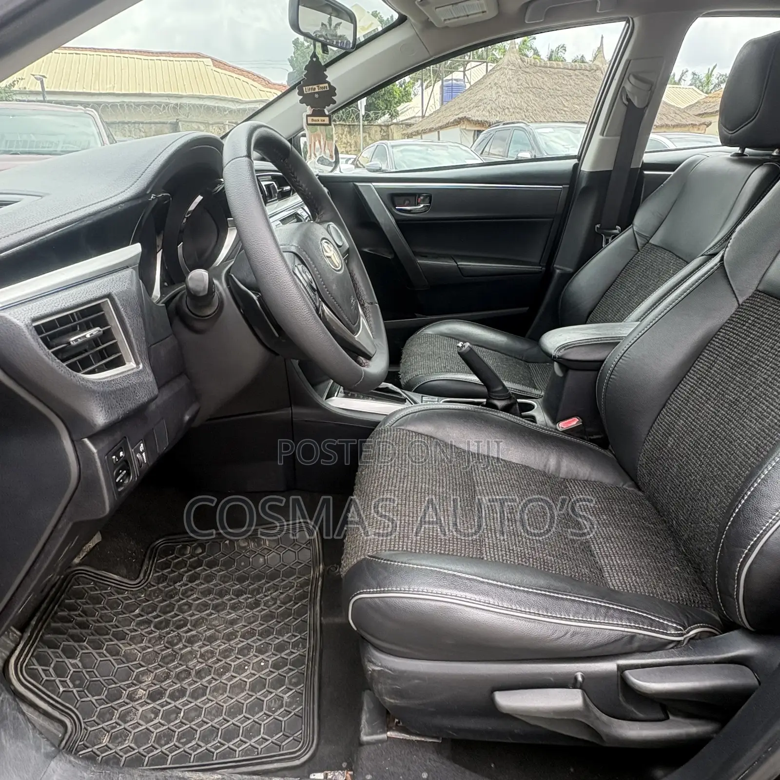 Toyota Corolla 2015 Black