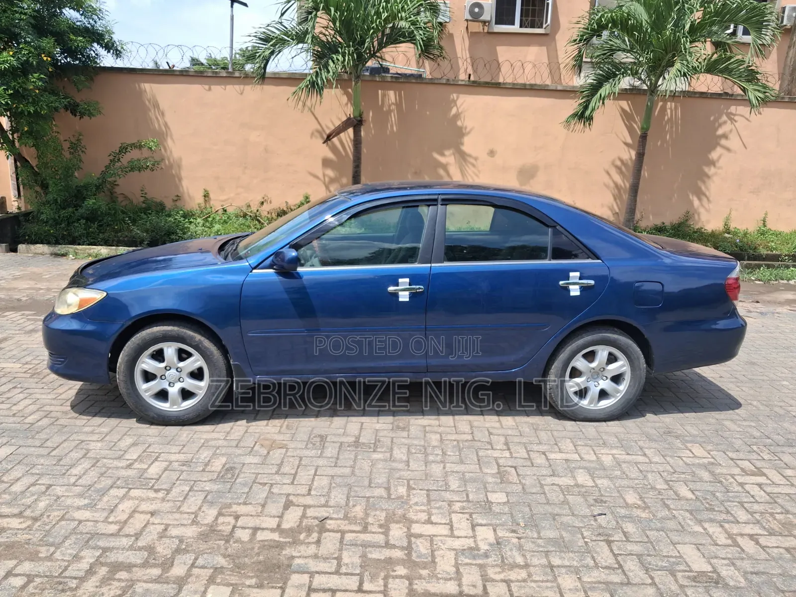 Toyota Camry 2005 Blue
