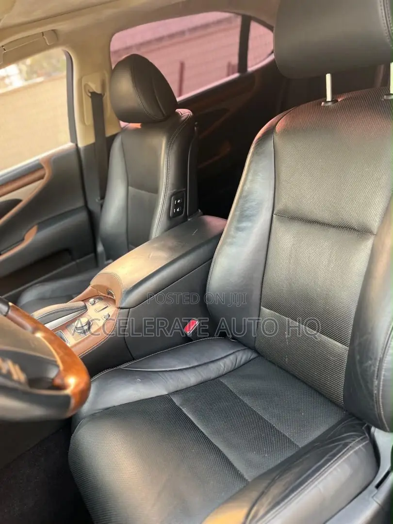 Lexus LS 460 AWD 2015 Gray