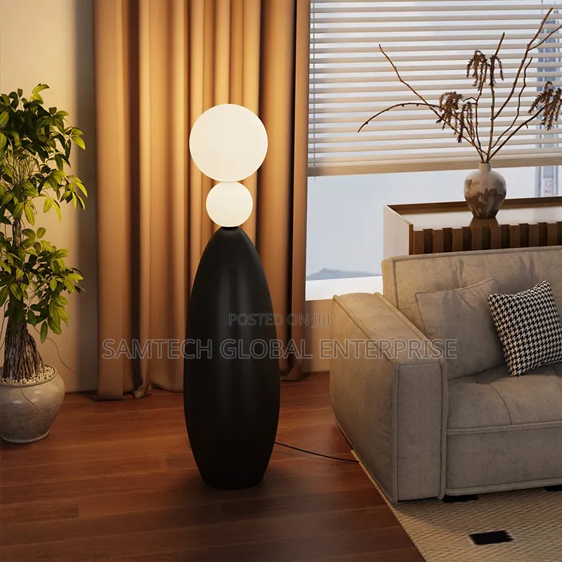 Modern Dual Globe Floor Lamp – Sculptural Luxury Lighting