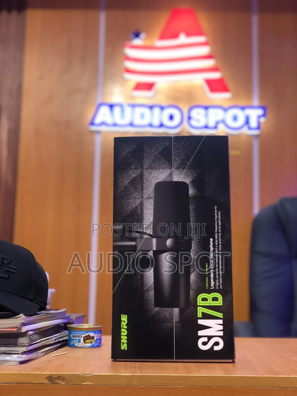 Quality Professional Podcast Dynamic Microphone (Shure Sm-7b)