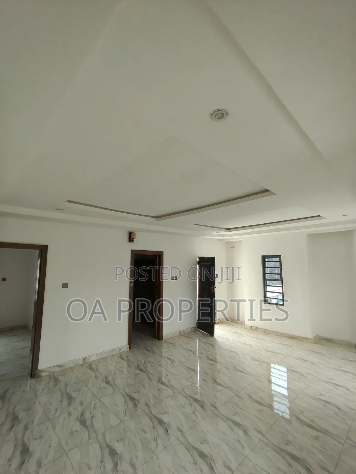 4bdrm Duplex in Adeyi, Old Bodija for sale