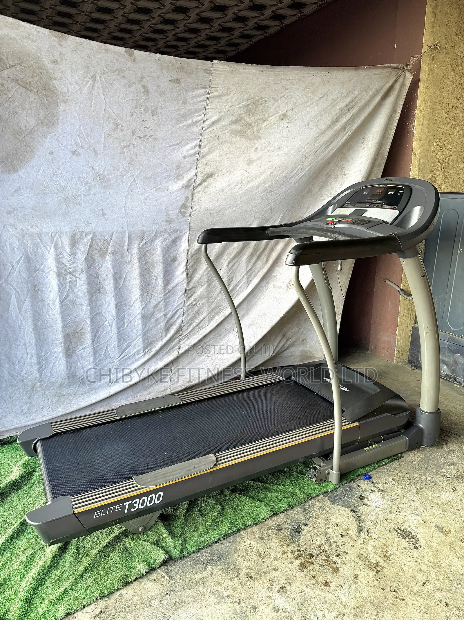 5hp Horizon T3000 Treadmill With Auto Incline ( 160kg User Weight )