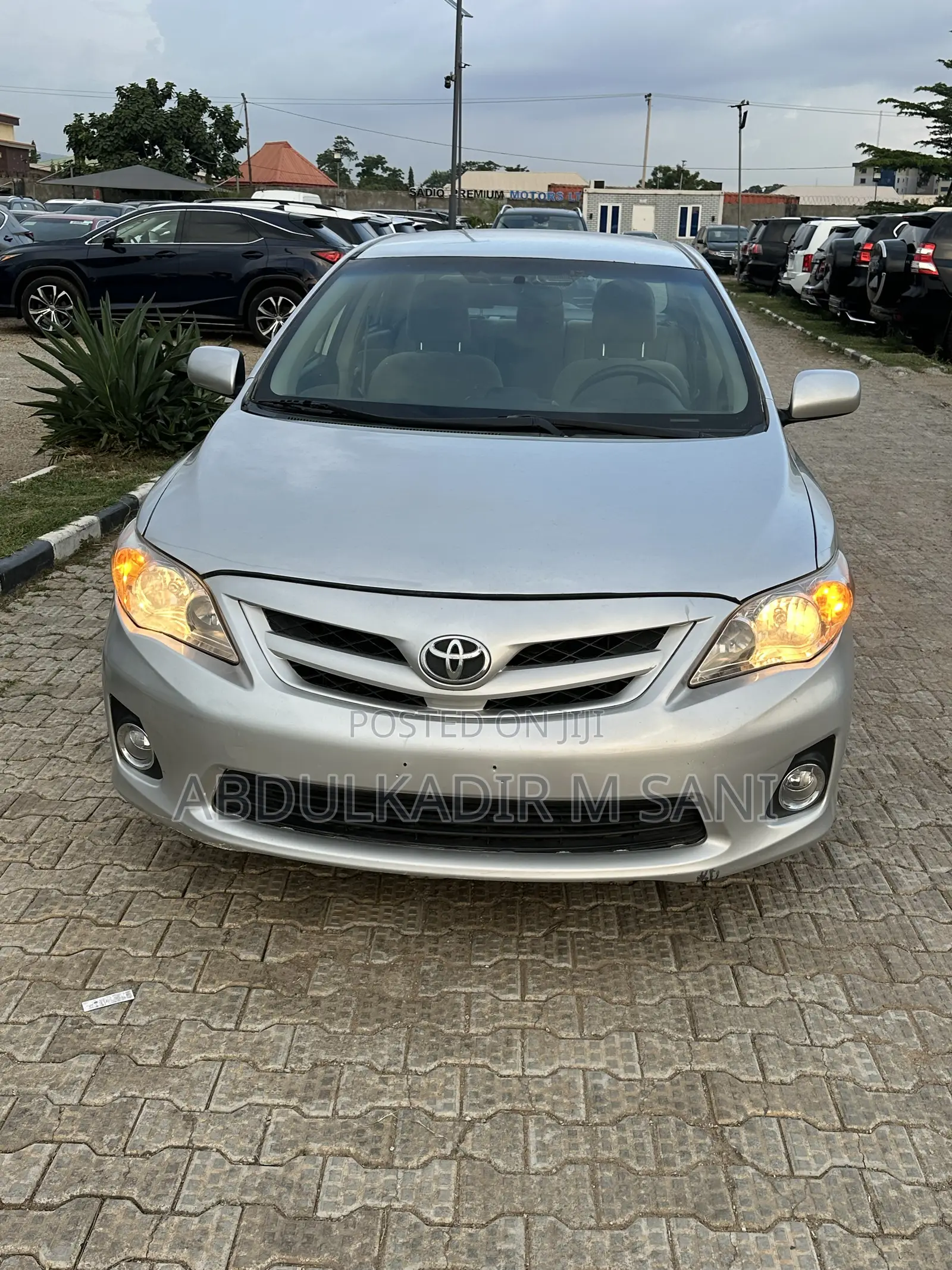 Toyota Corolla 2012 Silver