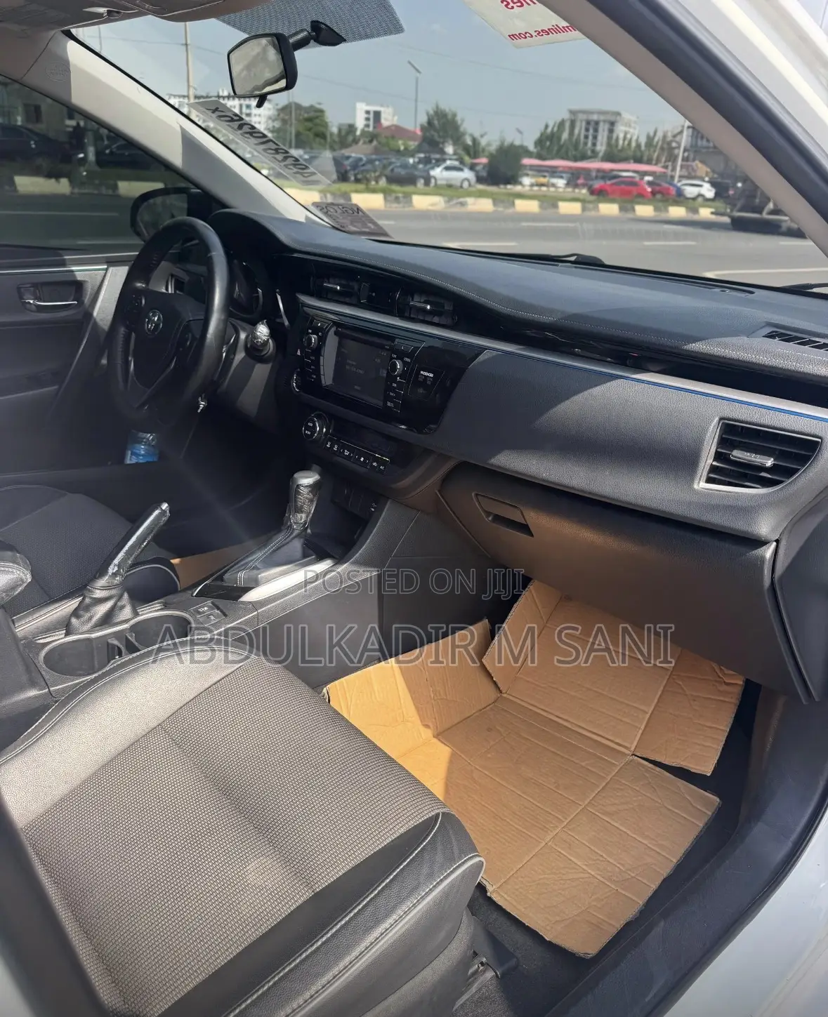 Toyota Corolla 2015 White