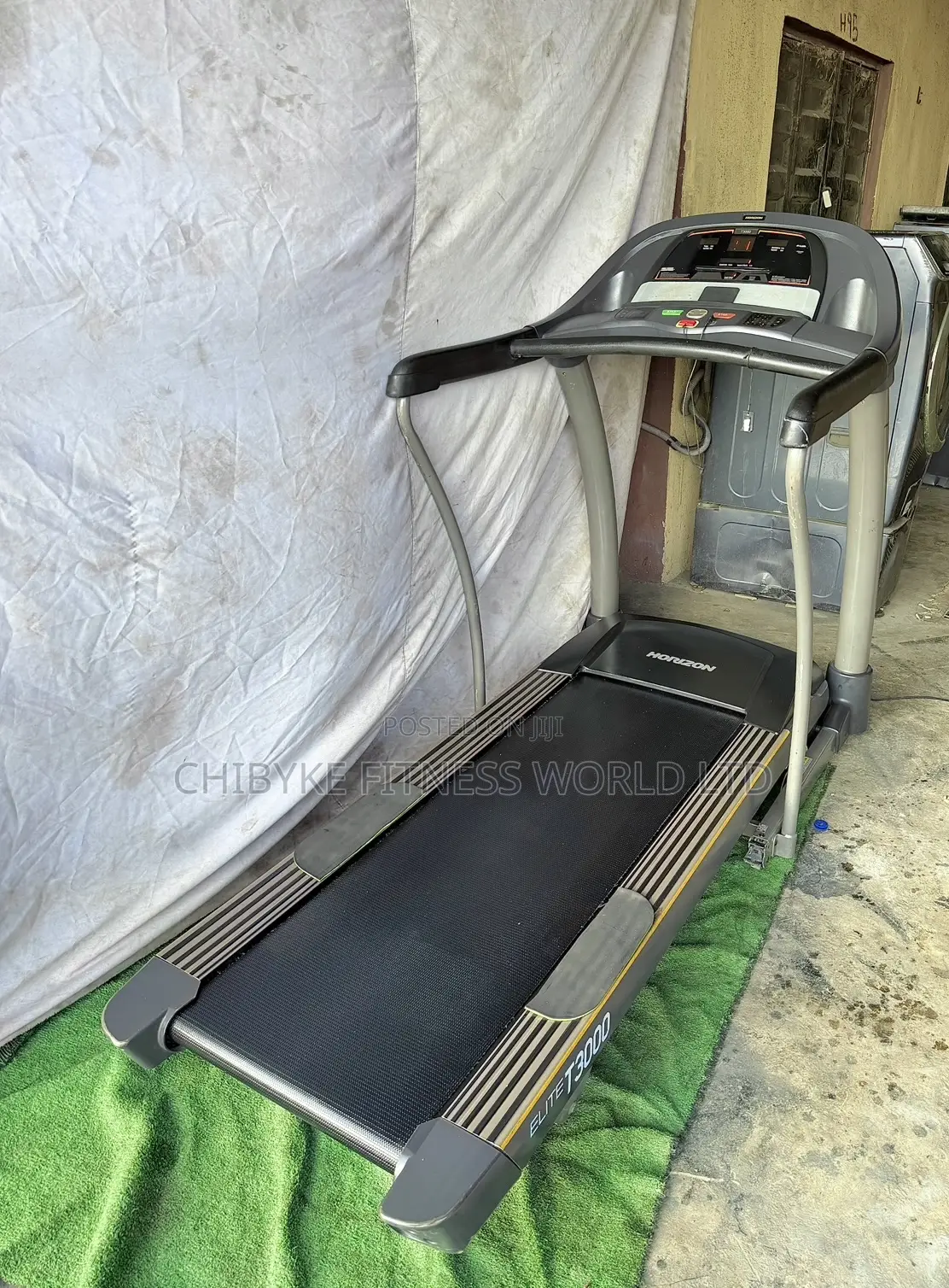 5hp Heavy Duty Horizon Treadmill With Incline ( 160kg User Weight )