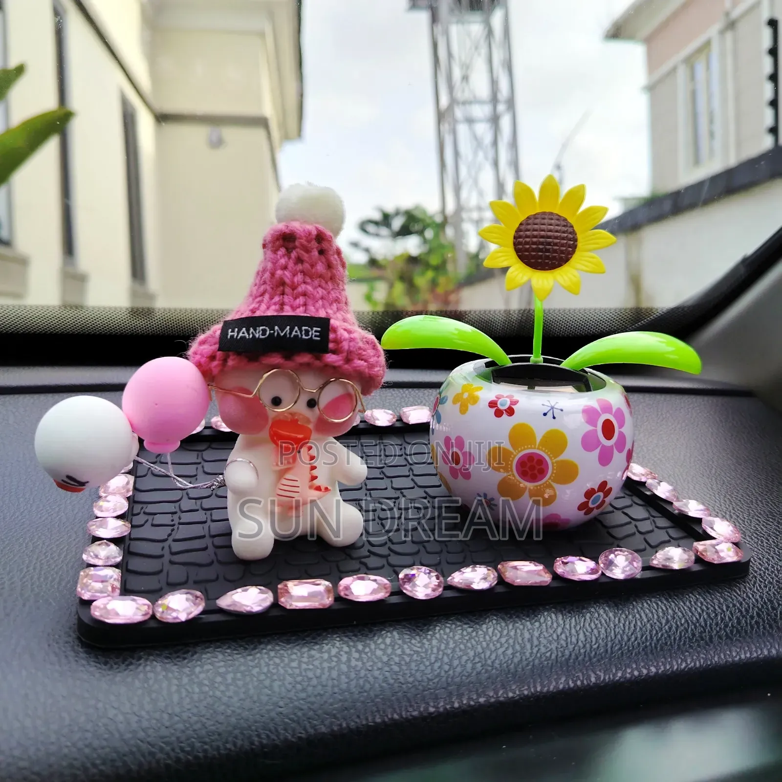Car Ornaments Sunflower Decoration Solar Energy Moving Flowers Gift