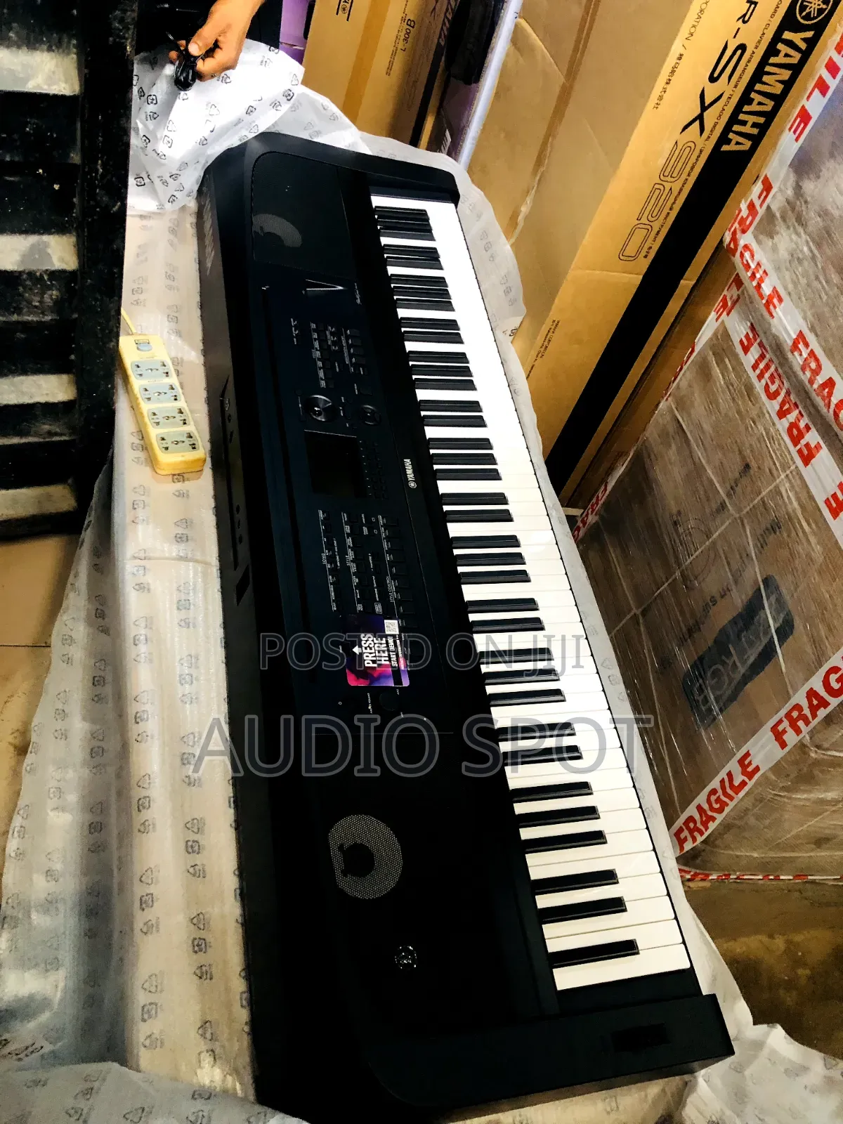 Yamaha DGX-670b, 88-Key Weighted Digital Piano With Sustain Foot Switc