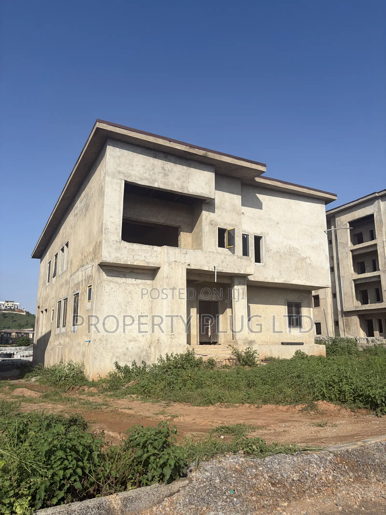 4bdrm Duplex in Admiralty, Asokoro for sale
