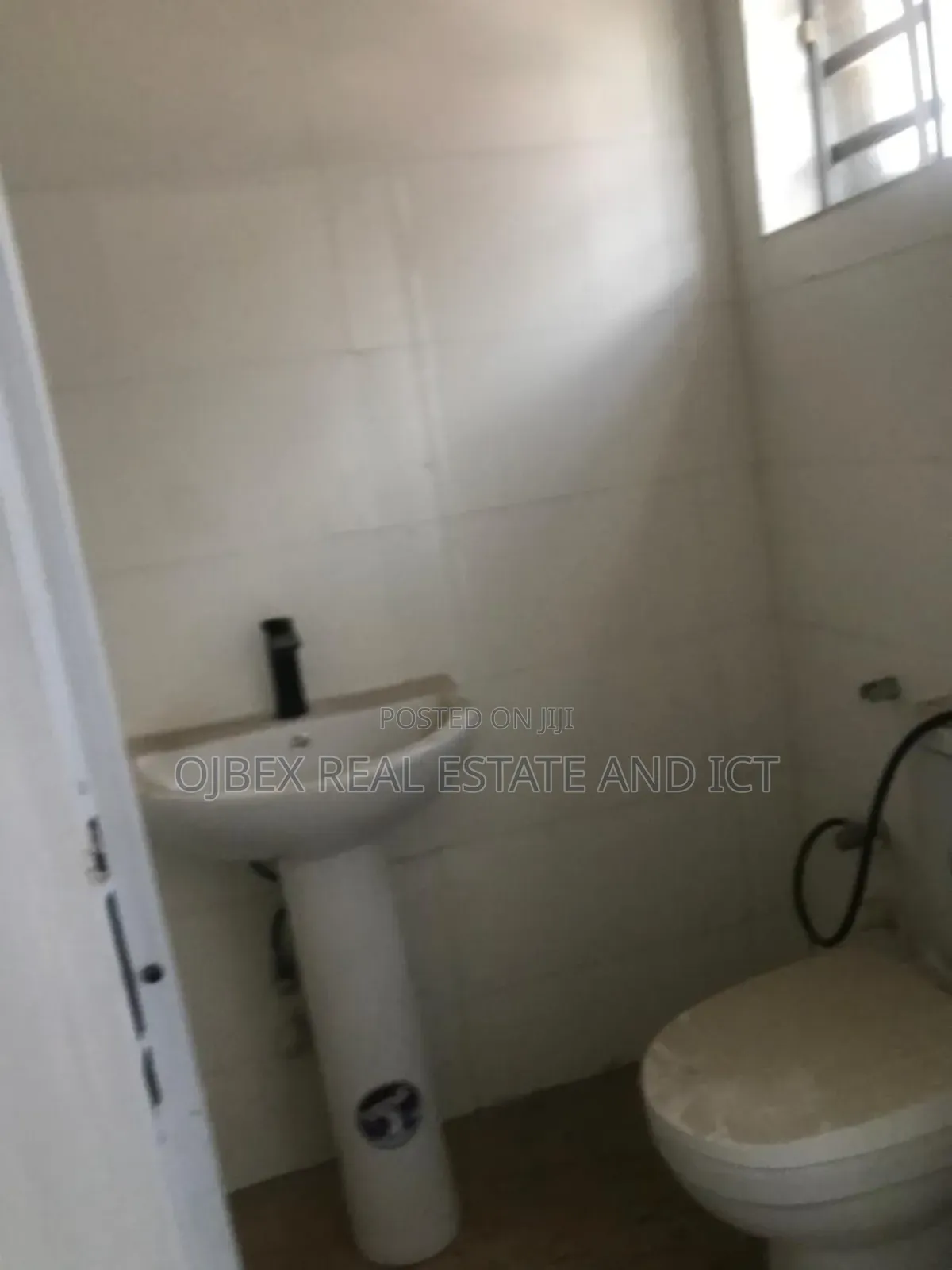 4bdrm Duplex in Abijo, Amity Estate, Ajah for rent