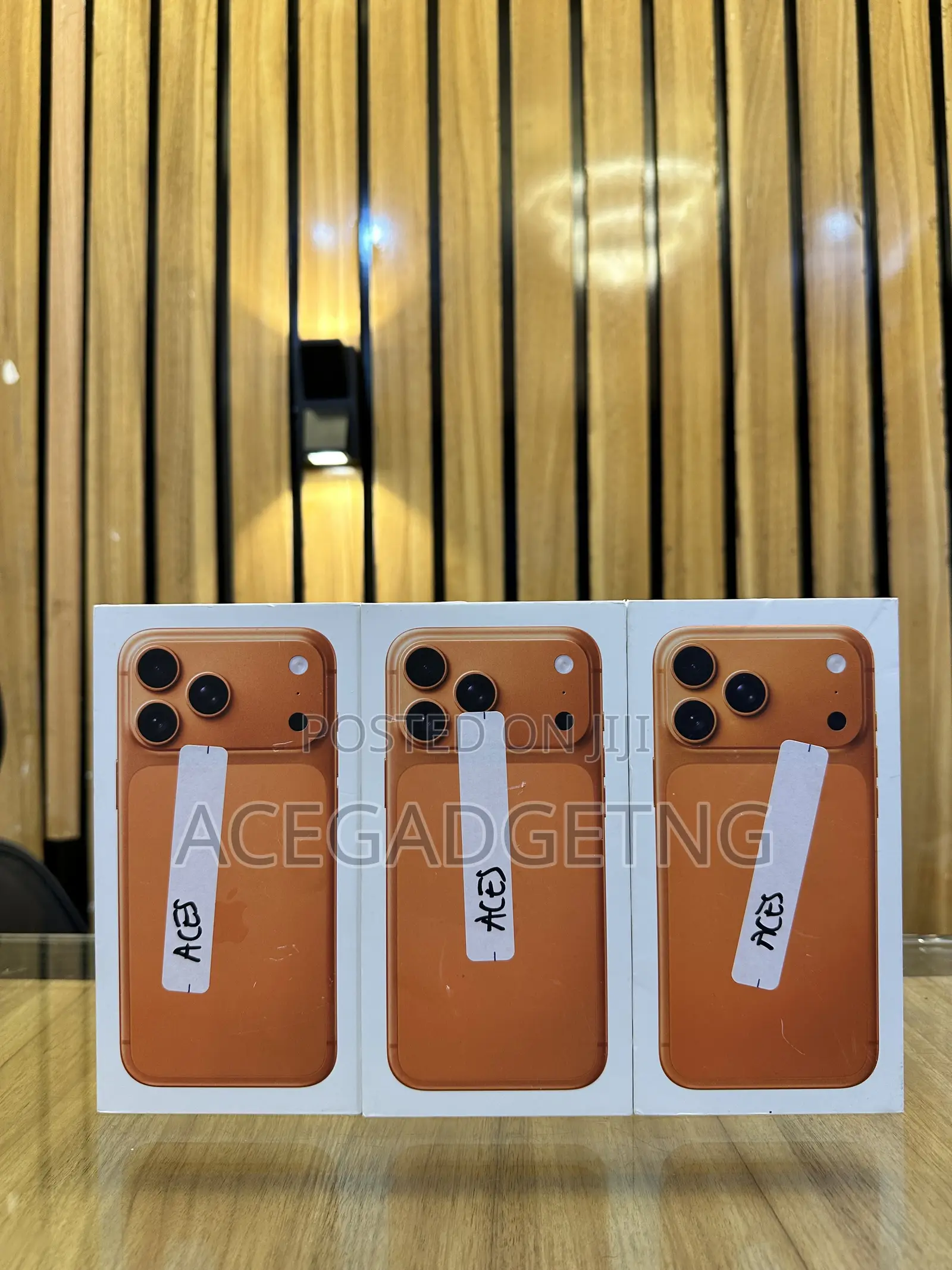 New Apple iPhone 17 Pro Max 1 TB Orange