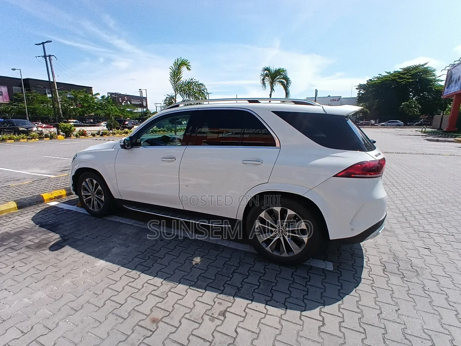 Mercedes-Benz GLE-Class 2021 White