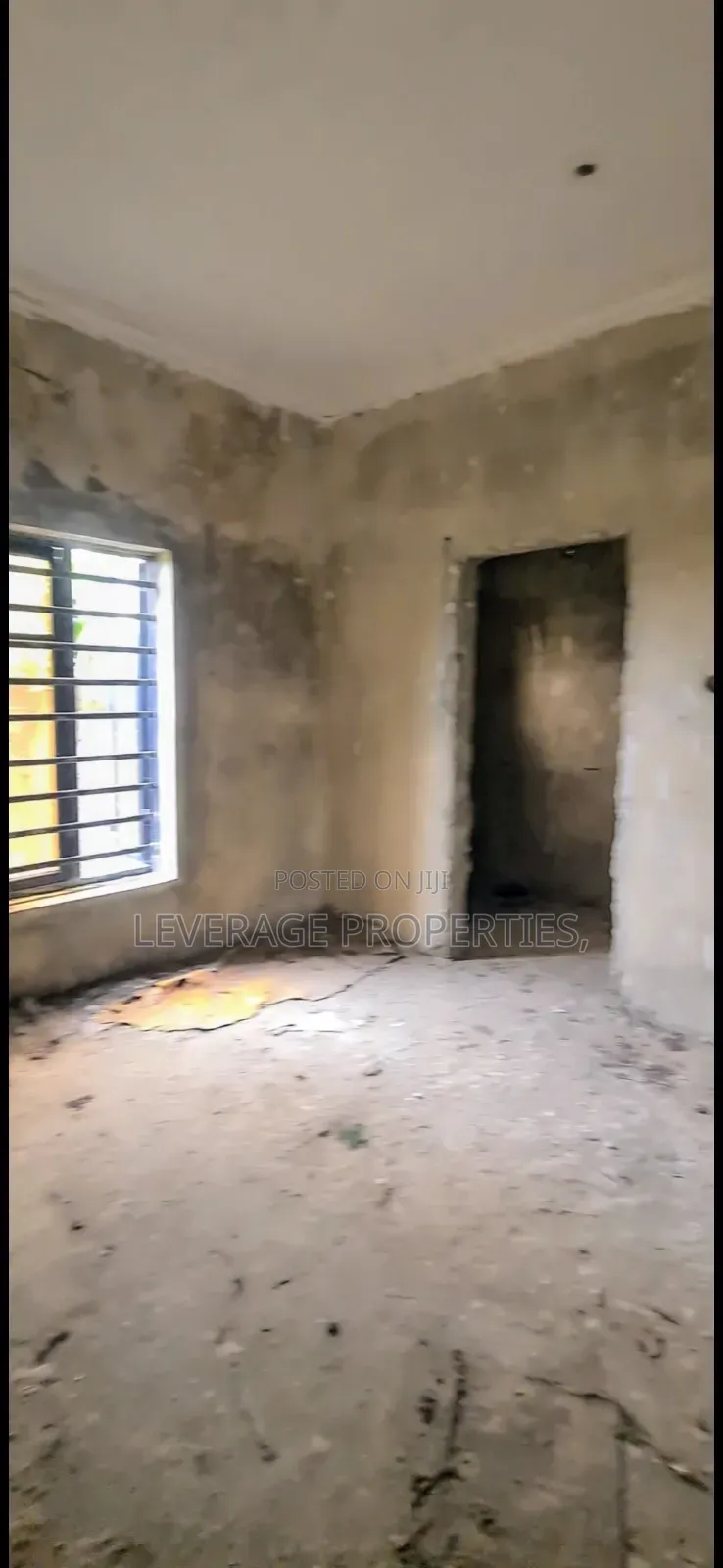 11bdrm Duplex in Located At Oko Ado, for sale
