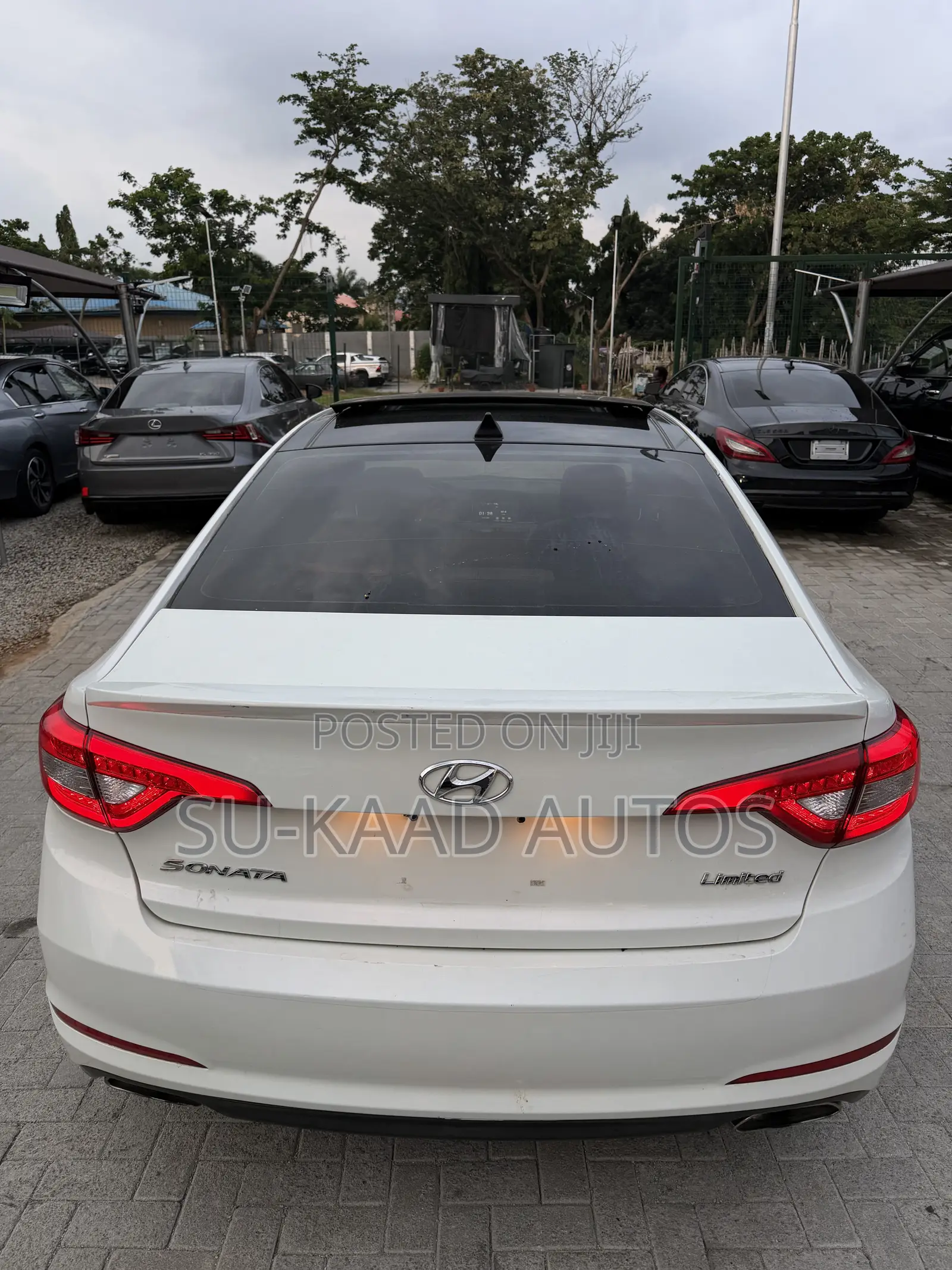 Hyundai Sonata Limited Sedan FWD (2.4L 4cyl 6A) 2016 White