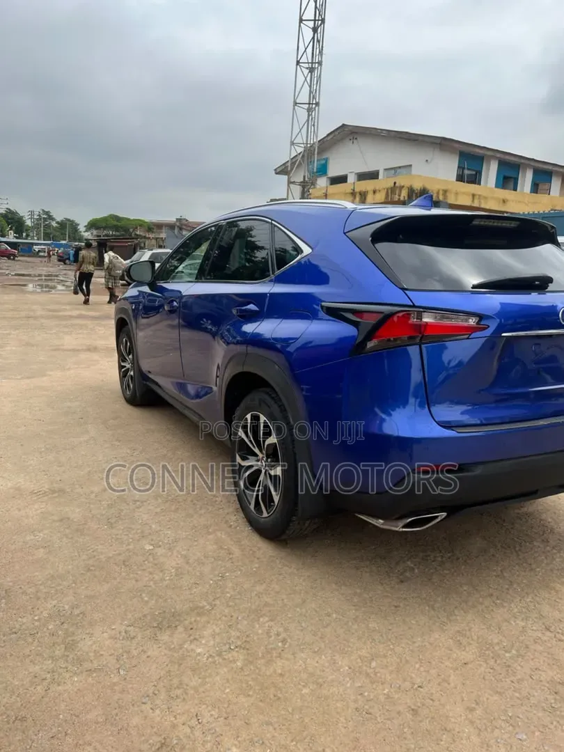 Lexus NX 200t FWD 2016 Blue