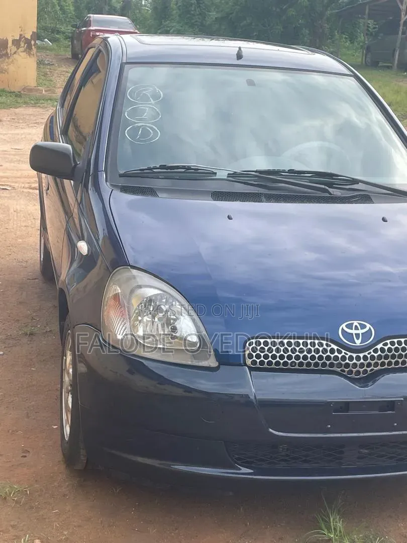 Toyota Yaris 2004 Blue