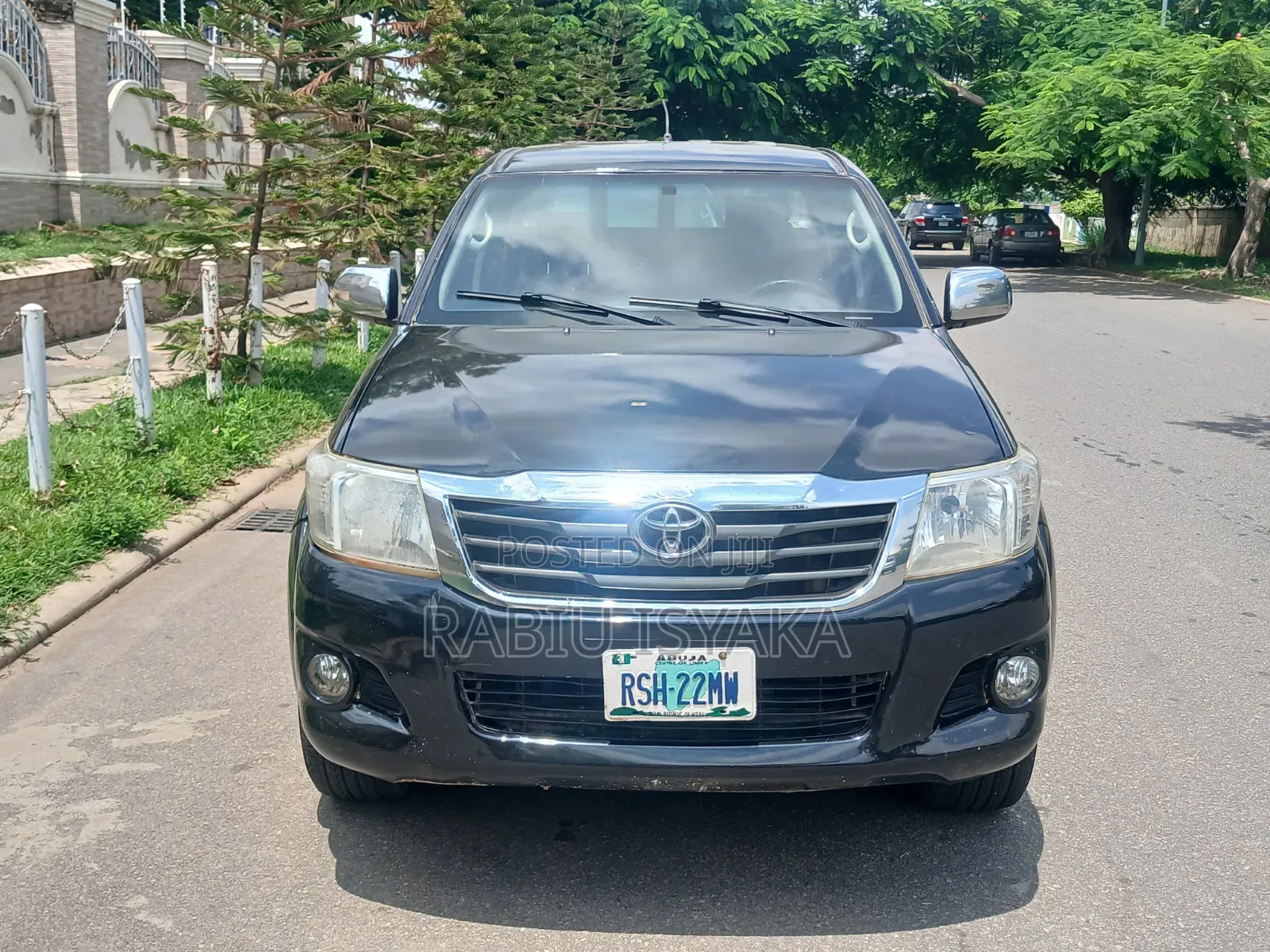 Toyota Hilux 2014 Black