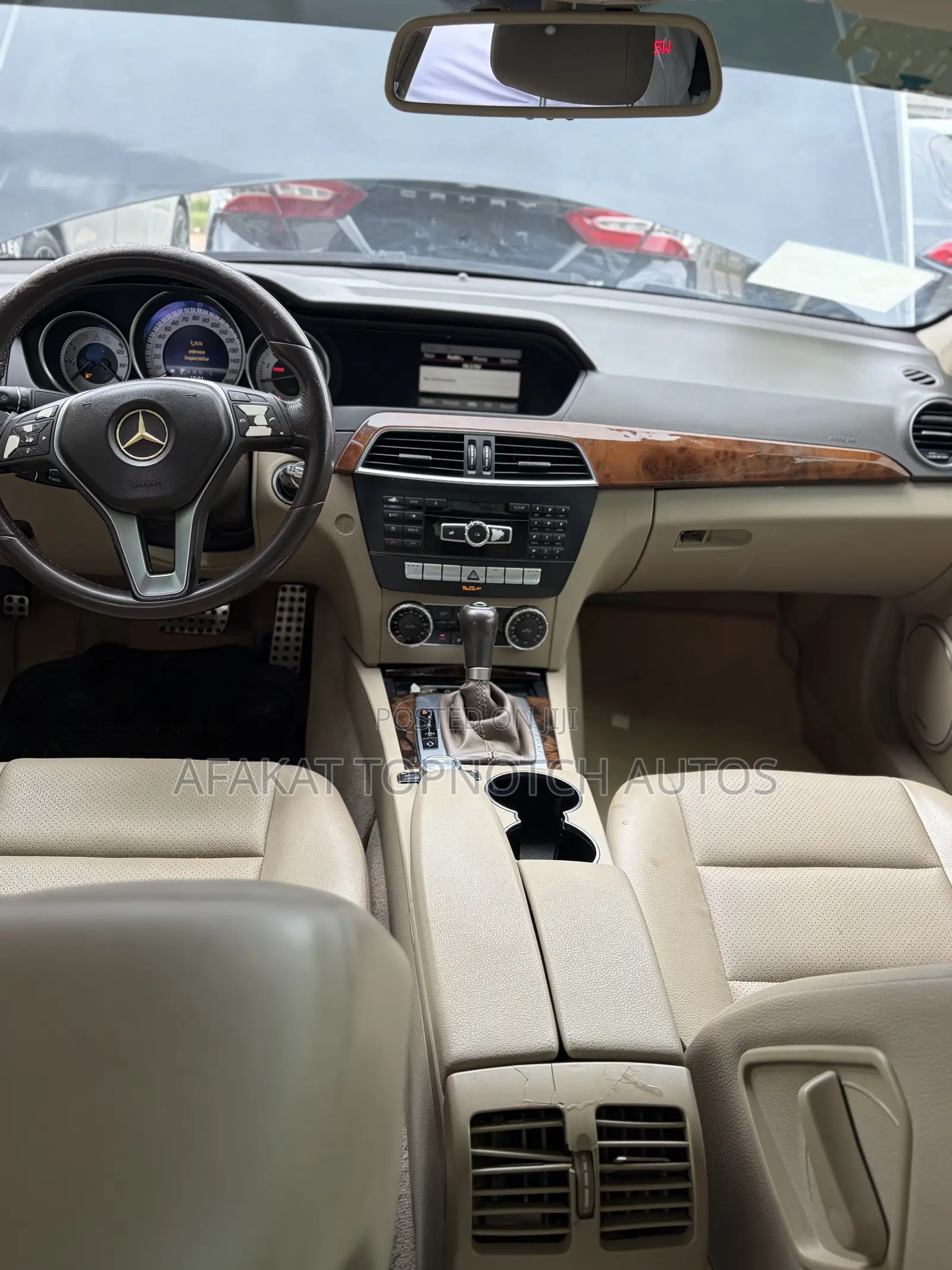 Mercedes-Benz C350 2013 Beige