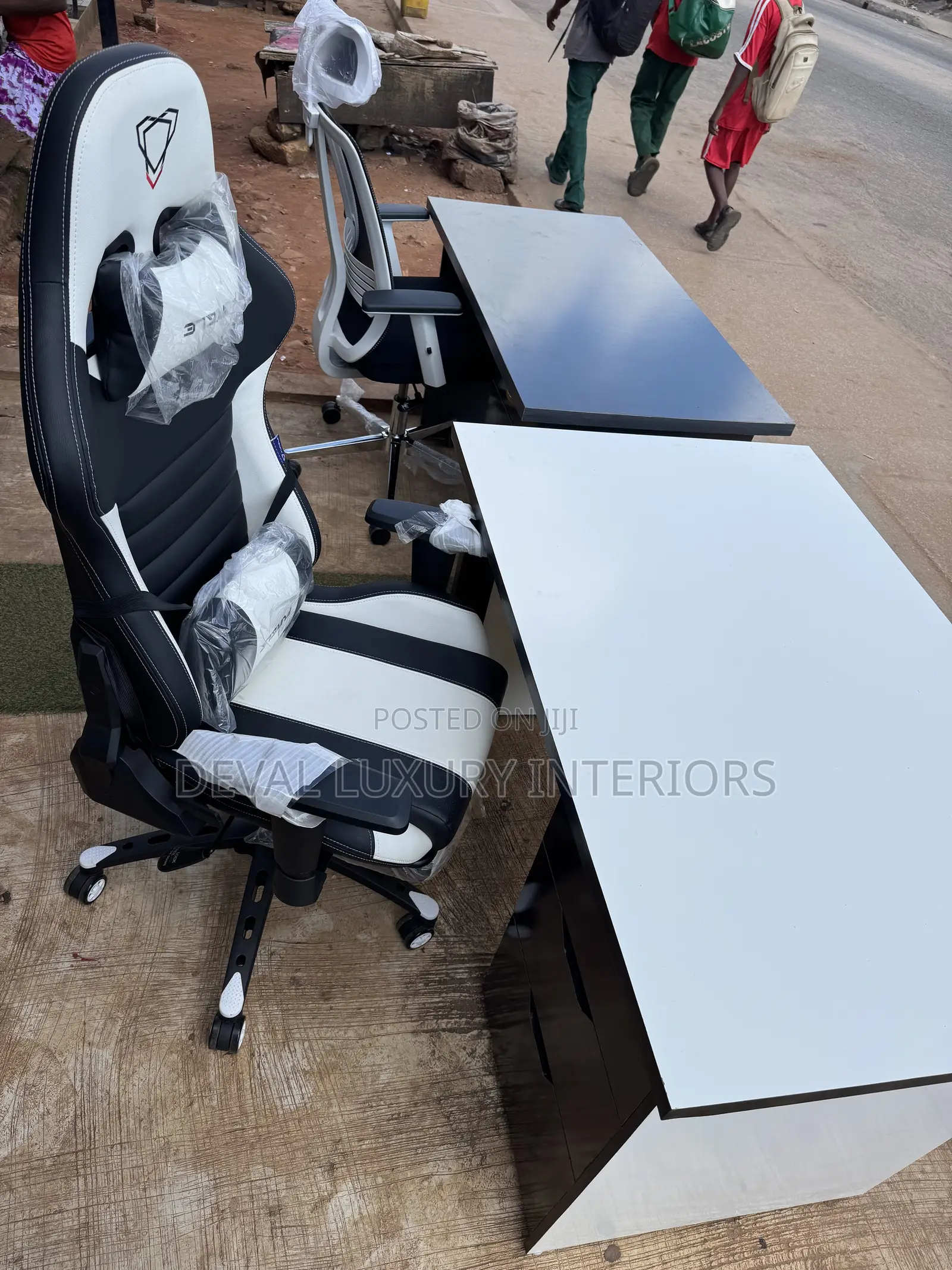 Gamer / Tech Chairs and Office Table