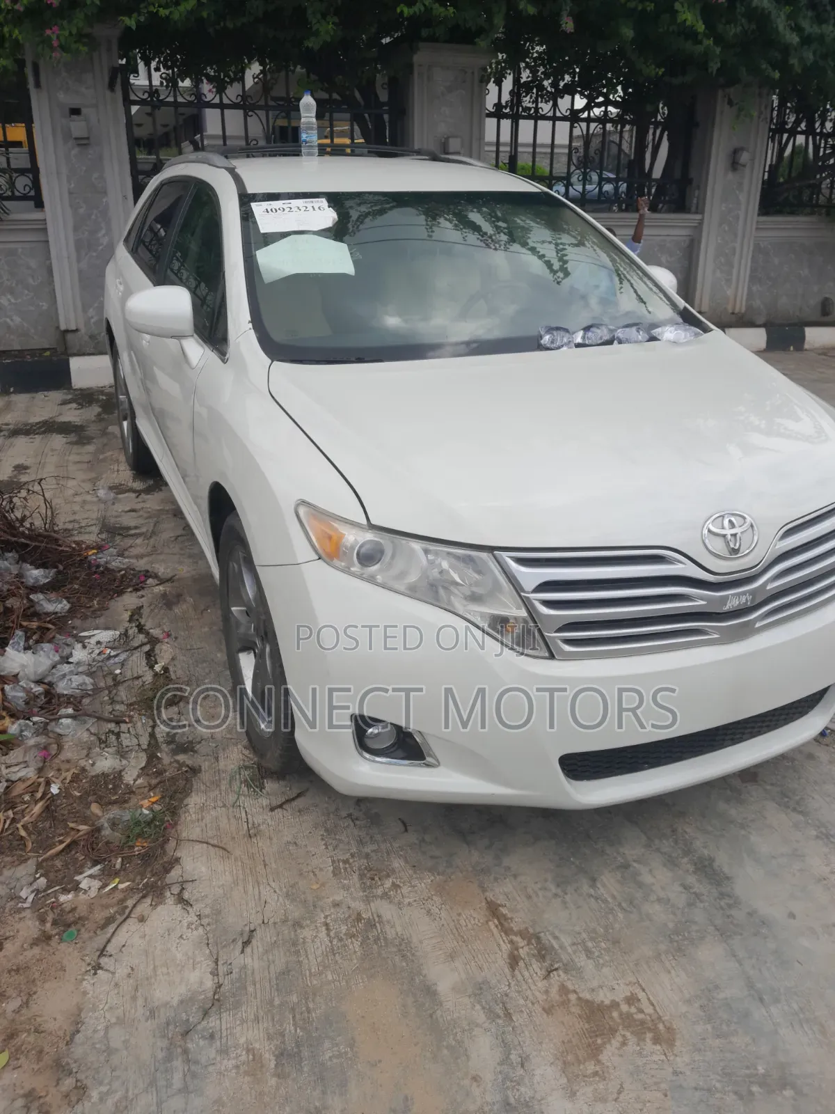 Toyota Venza Limited 2011 White