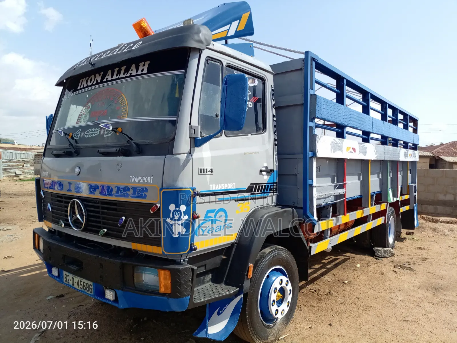 Mercedes Benz 814 Truck