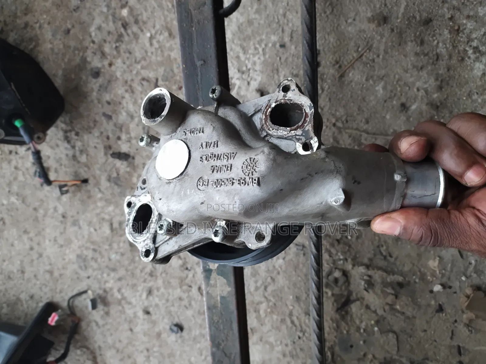 Range Rover Vogue 2010/2016 Water Pump
