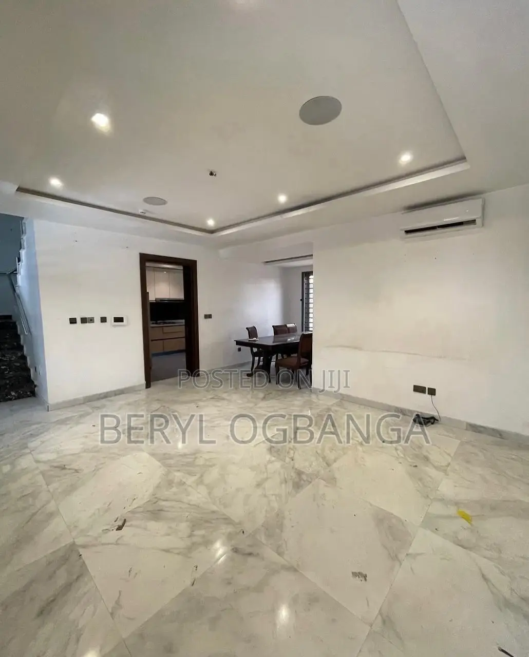 4bdrm Duplex in Lekki Phase 1 for rent