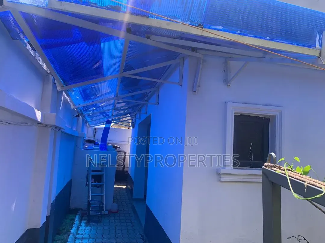 Mini Flat in Efab Metropolis, Karsana for rent