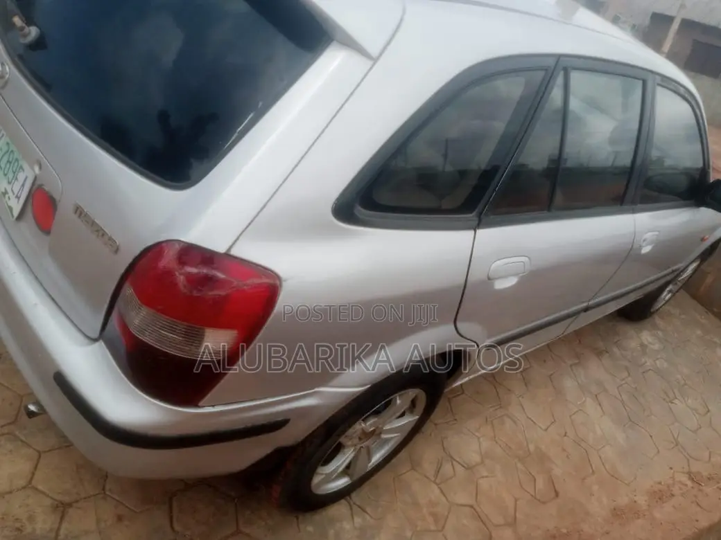Mazda 323 1.6 2003 Silver
