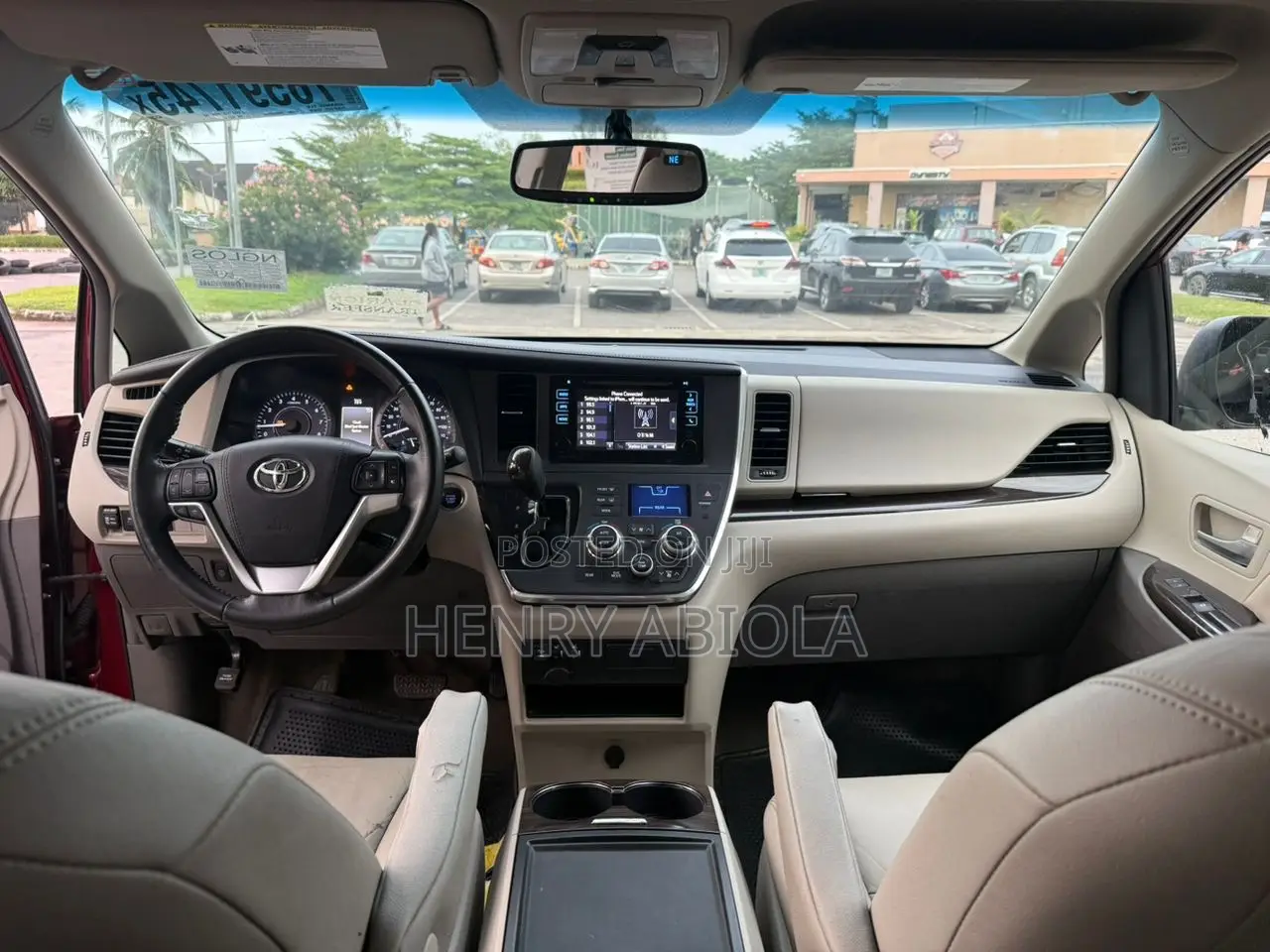Toyota Sienna XLE 8-Passenger 4dr Minivan (3.5L 6cyl 6A) 2015 Red