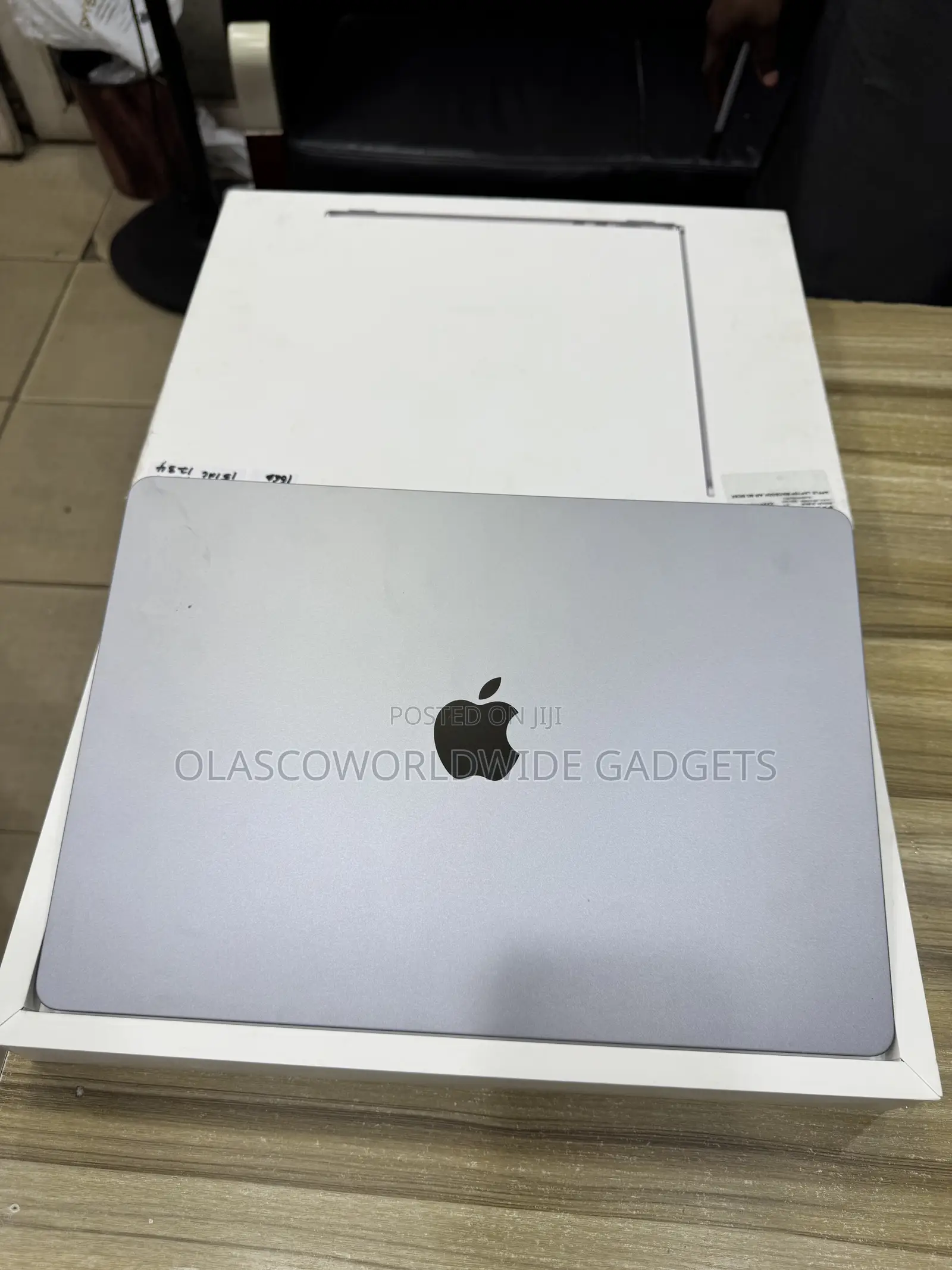 Laptop Apple MacBook Air 2024 M3 16GB Apple M3 SSD 256GB