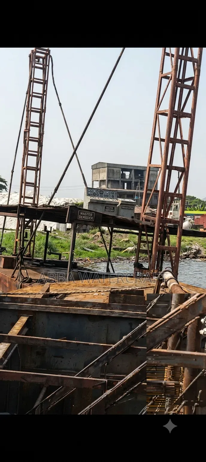 Master Dredger Transporter Available – Lagos