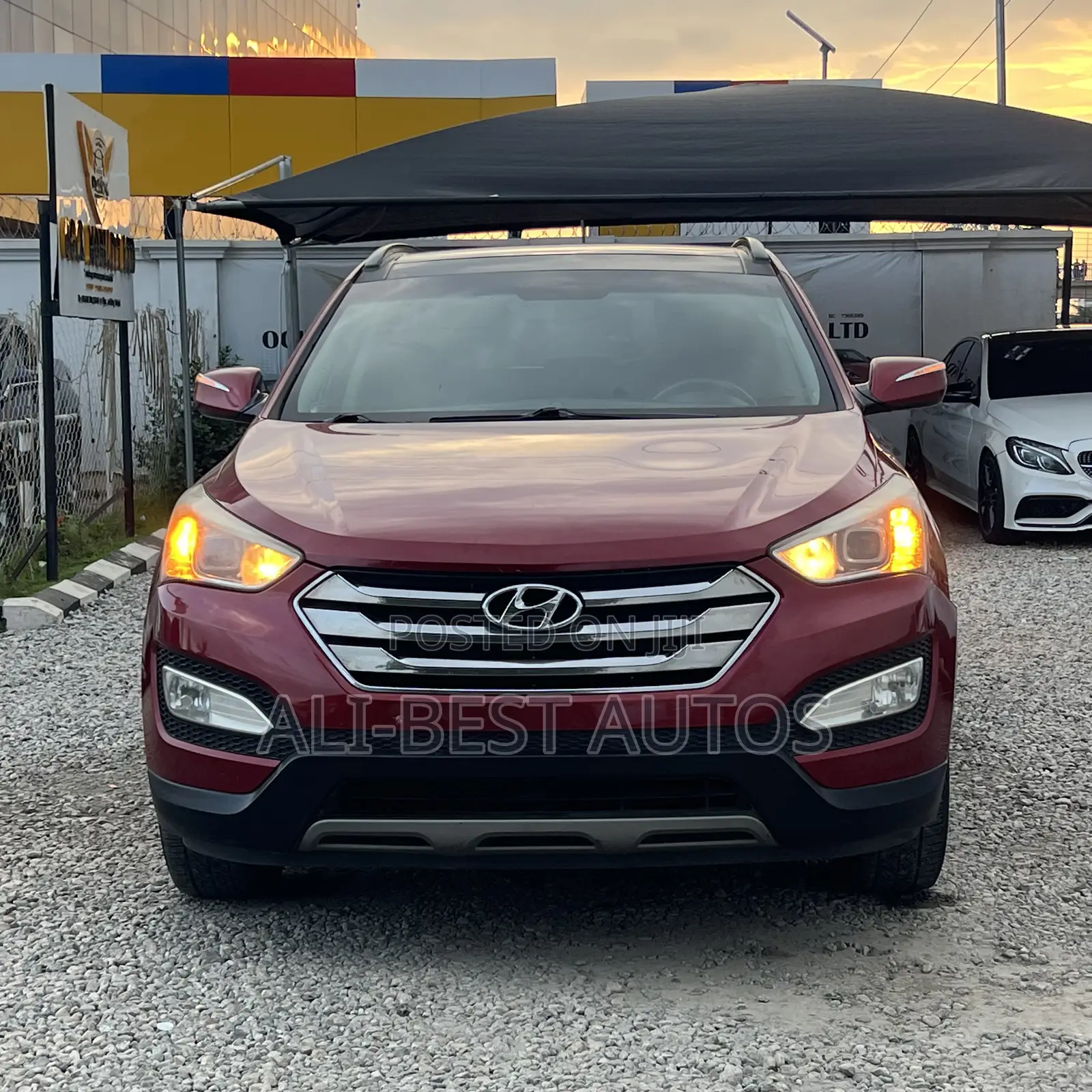 Hyundai Santa Fe 2014 Red