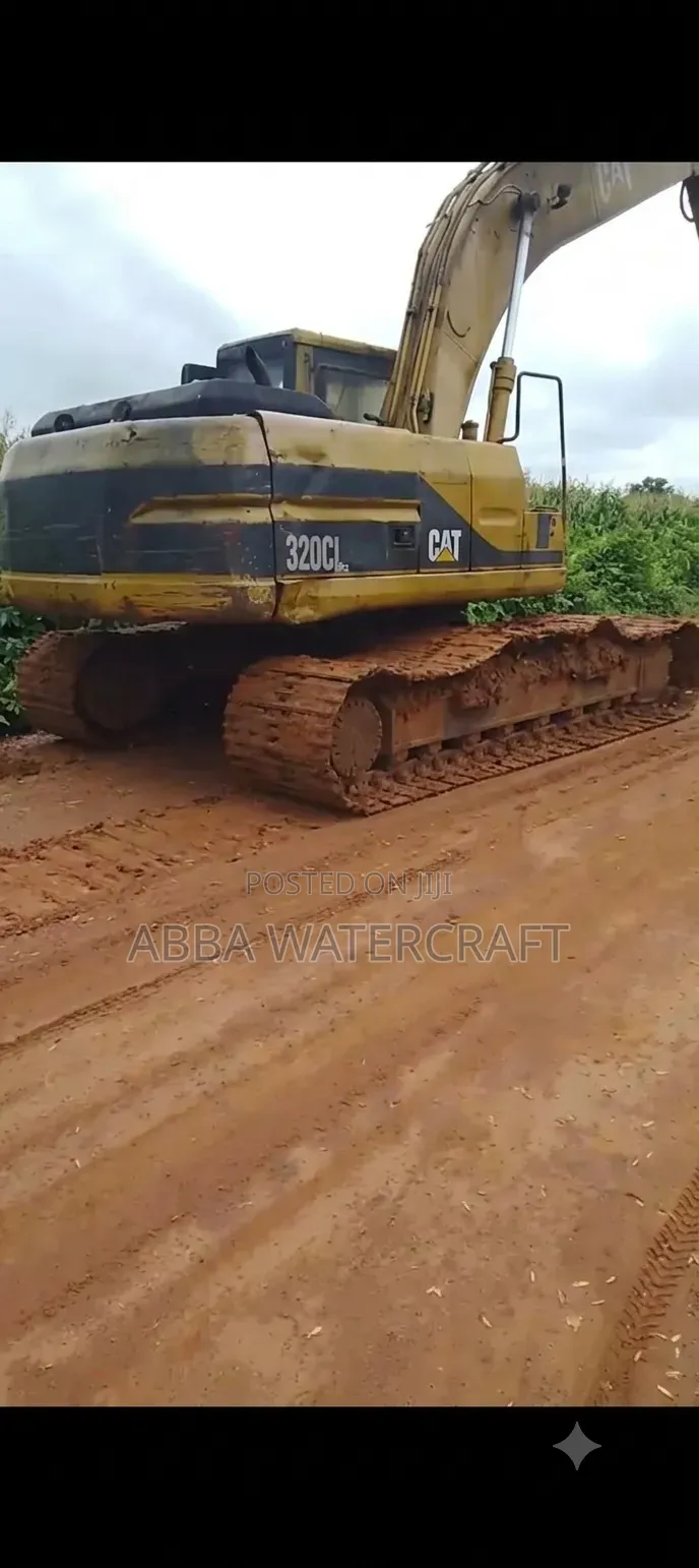Excavator 320cl Available for Lease – Lagos, Nigeria