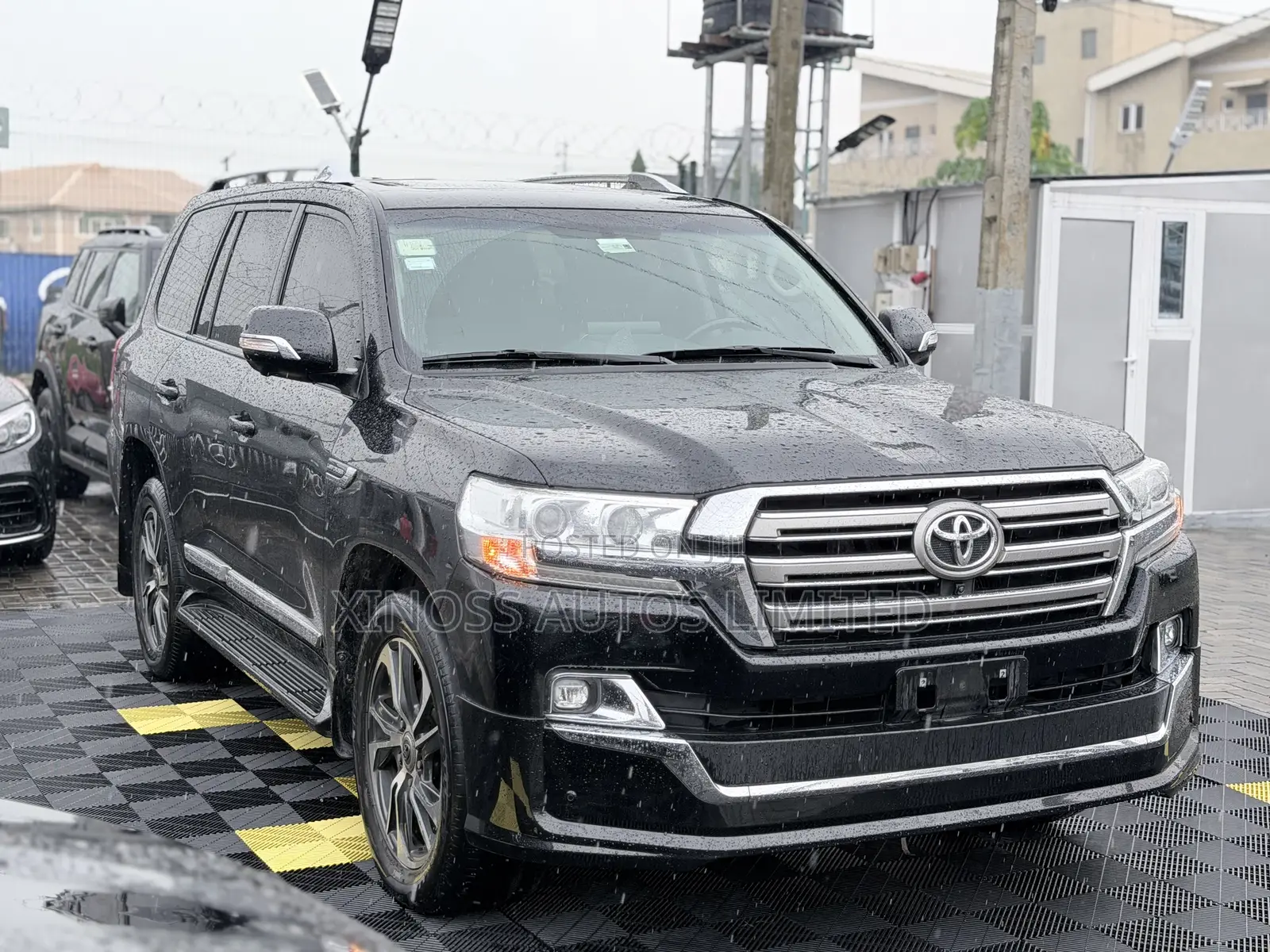 Toyota Land Cruiser 5.7 V8 GXR 2020 Black