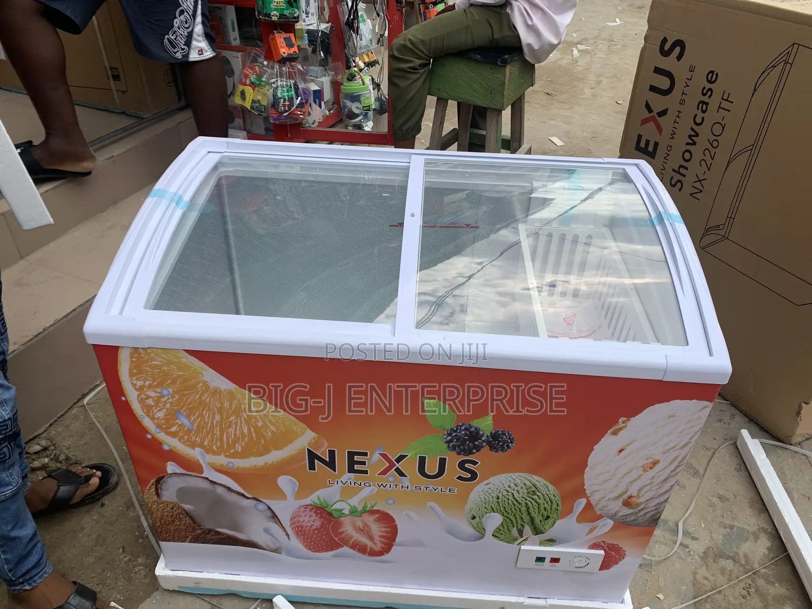 Nexus 226 Liters Showcase Freezer