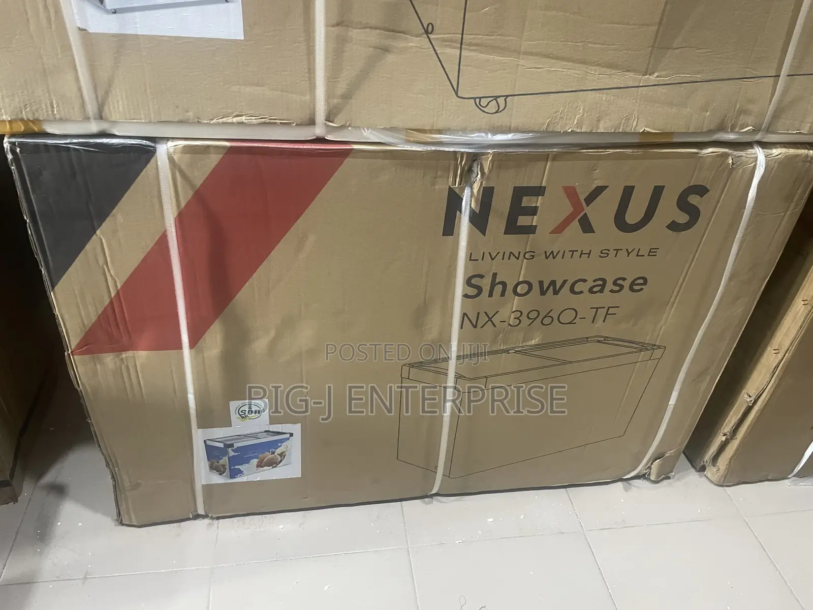 Nexus 396 Liters Showcase Freezer Nx-396q