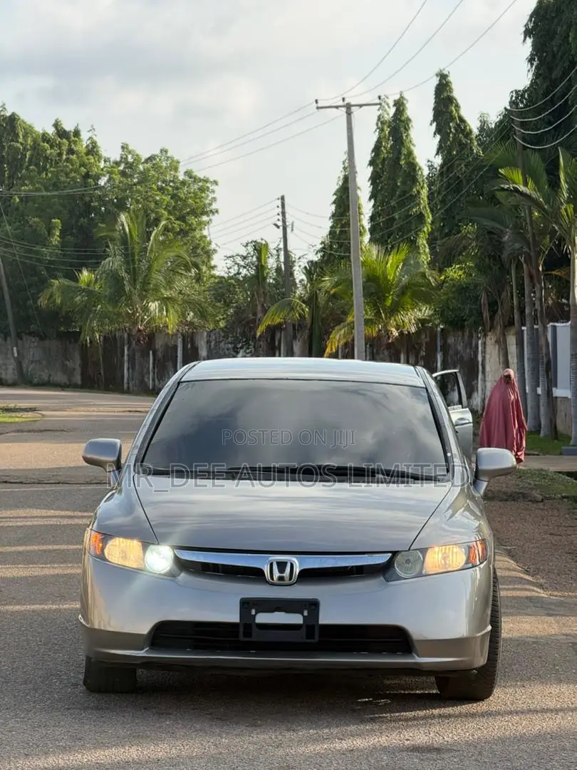 Honda Civic 2006 Gray