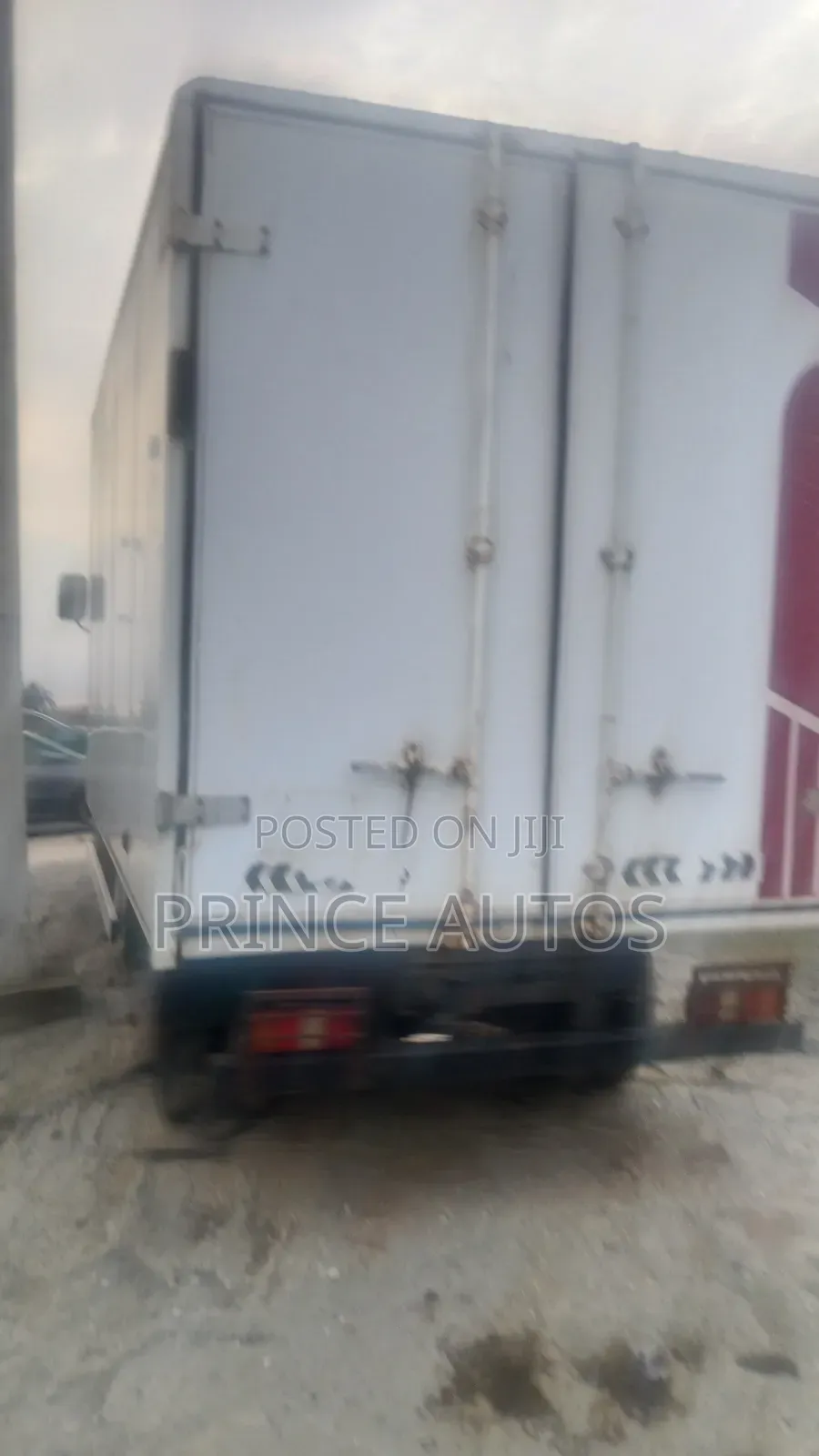 Mercedes Benz Truck 608