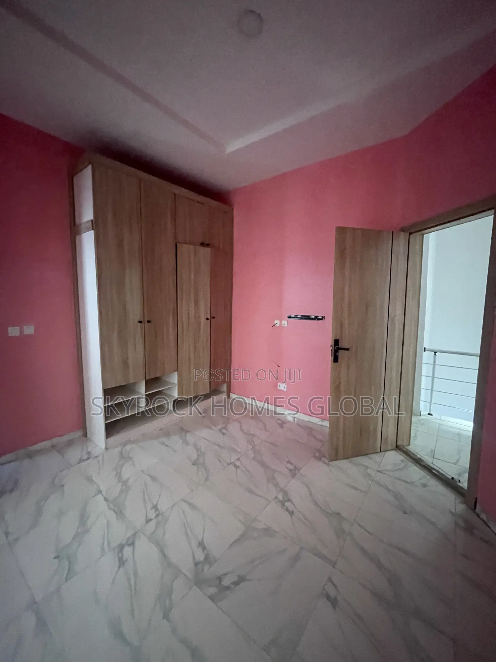 4bdrm Duplex in Lekki Expressway for rent