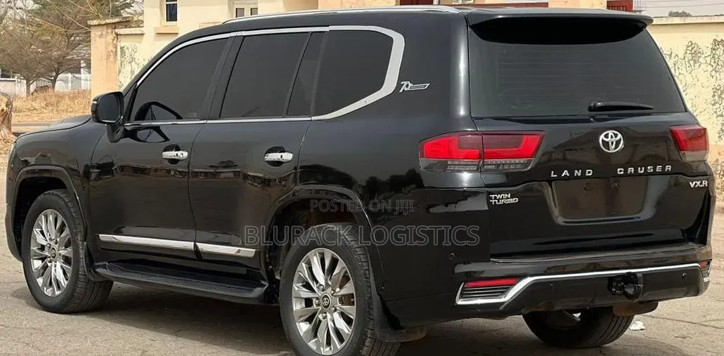 Toyota Land Cruiser 4.5 V8 VXR 2012 Black