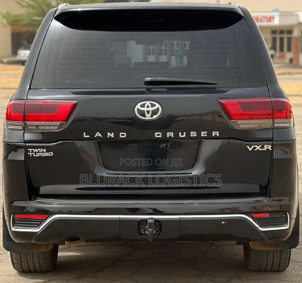 Toyota Land Cruiser 4.5 V8 VXR 2012 Black