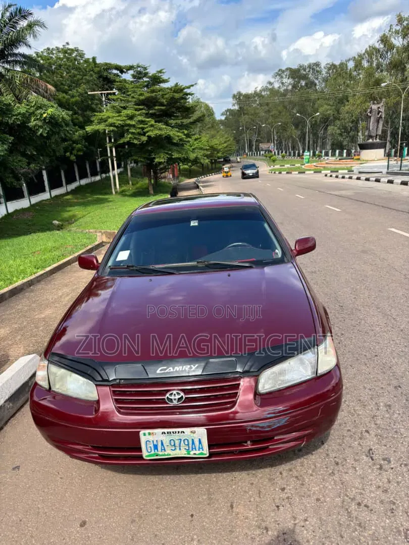 Toyota Camry 2004 Red