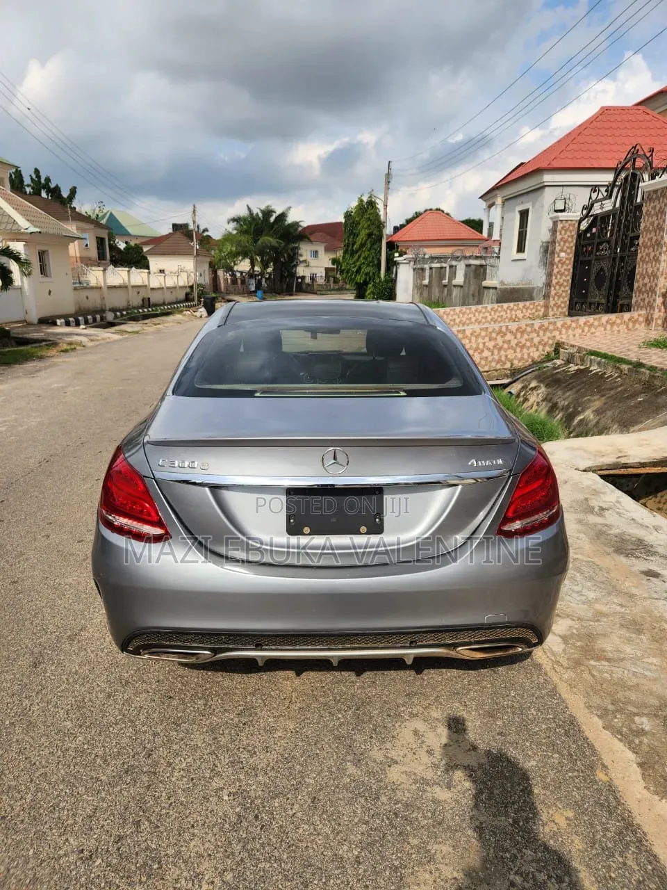 Mercedes-Benz C300 2016 Silver