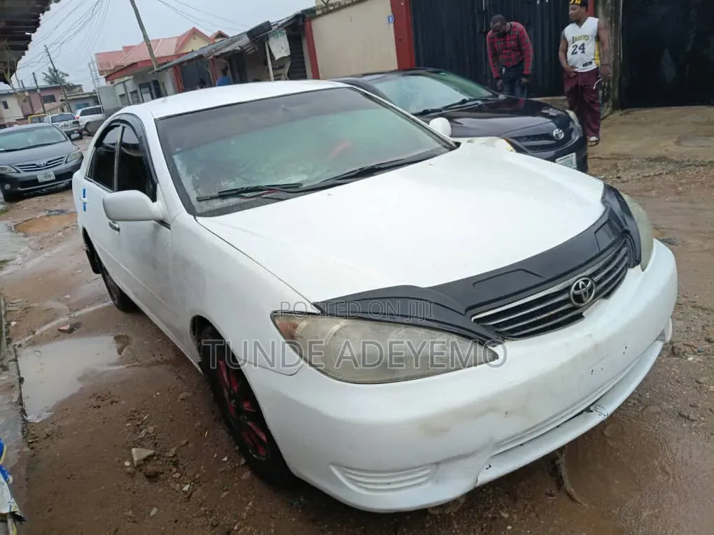 Toyota Camry 2004 White