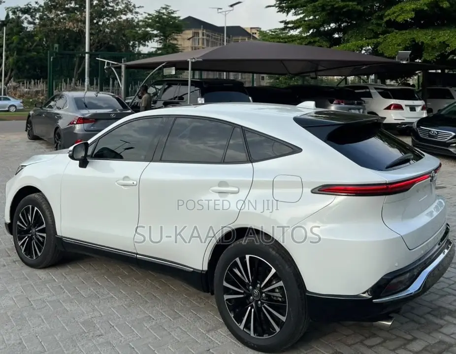 Toyota Venza XLE AWD 2024 White